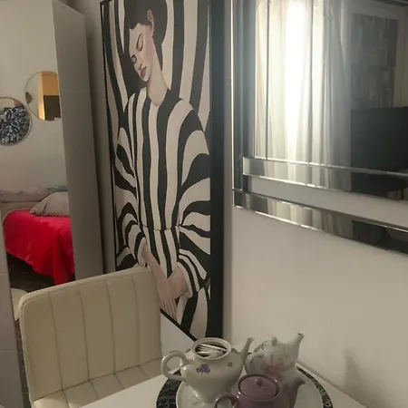 Nina Apartman *