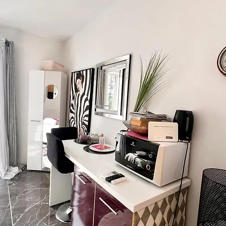 Nina דירה זאדאר